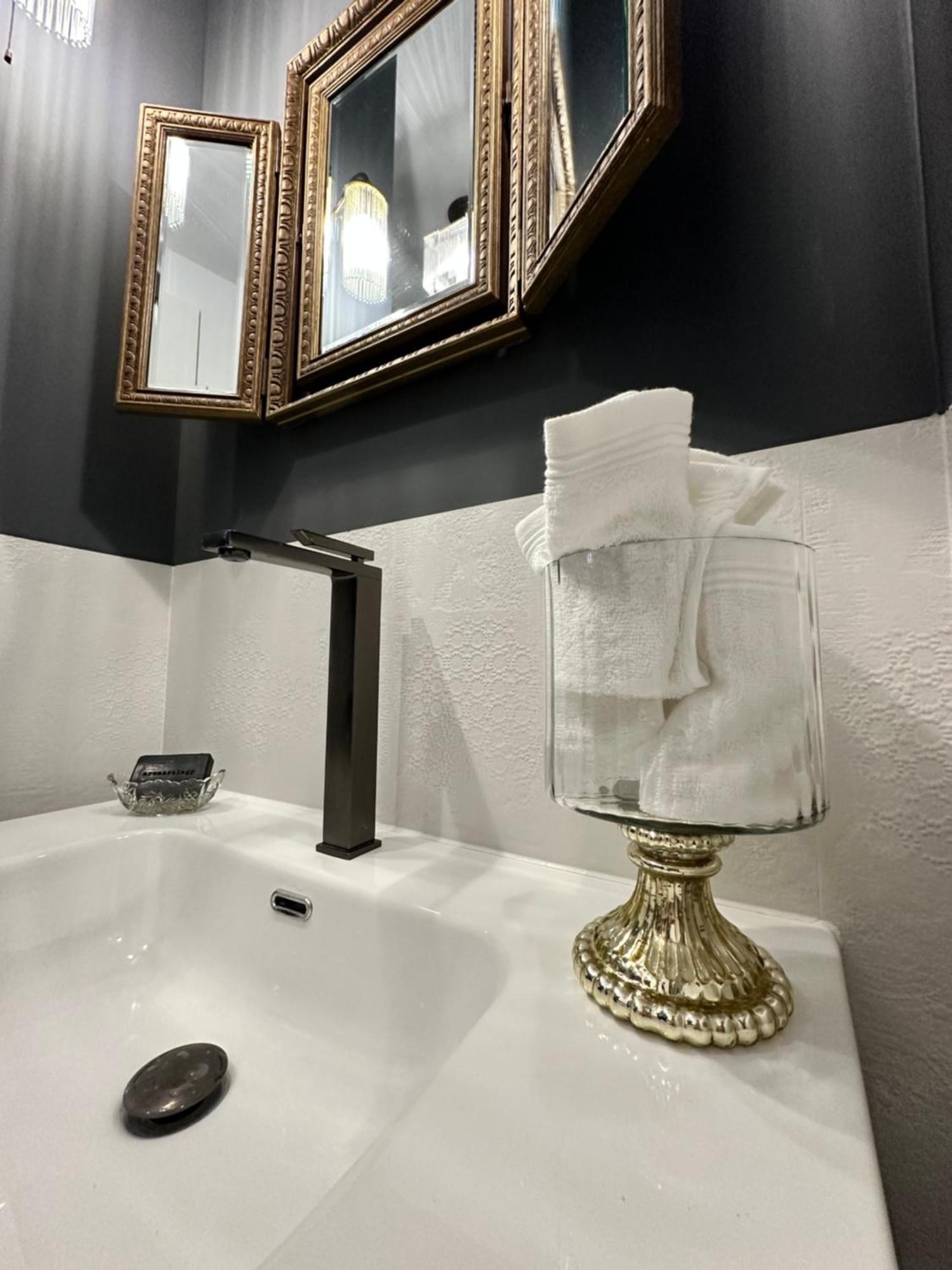 Main Square Apartments Sylvi Красков Екстериор снимка